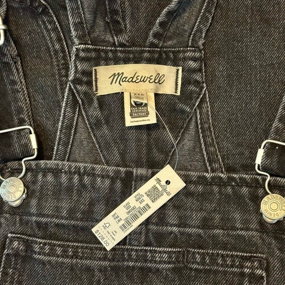 Madewell NWT Black Lightly Distressed Denim Short Overalls- Size XXS - Picture 7 of 7